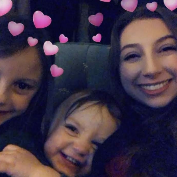 Meet your Posher, Angela - Picture 3 of 9